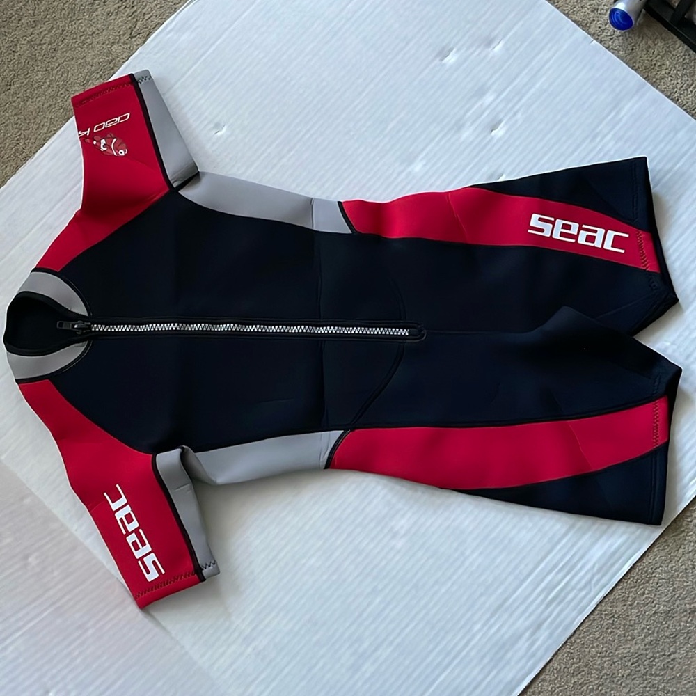 Seac ciao kid XL 13 years red black wetsuit